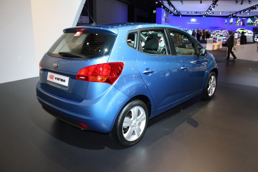  Kia Venga 2010 года  (фото 132 из 199)
